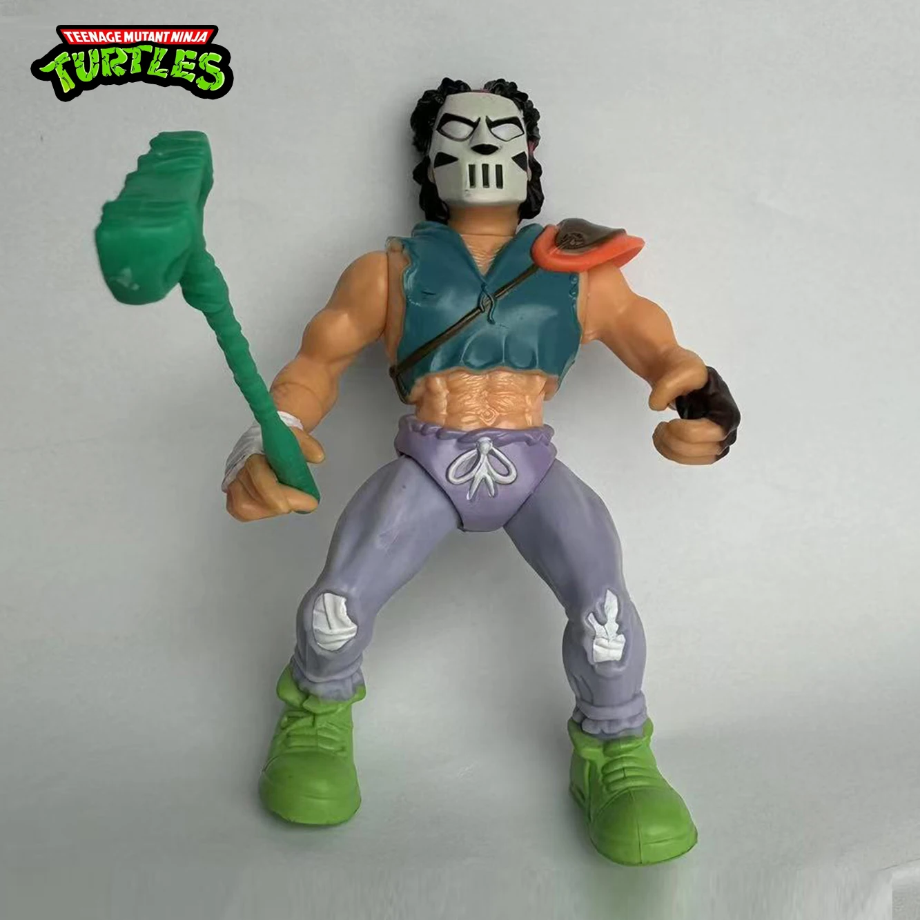 

1pcs- 12cm *4.72 inches, classic Casey Jones handle, limbs and head turn 360 degrees. Teenage Mutant Ninja Turtles 1989