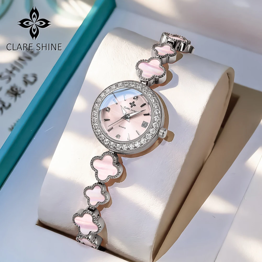 

Женские часы CLARE SHINE 7701, импортные кварцевые часы, водонепроницаемые, с жемчужной цепочкой, с указателем даты, в комплекте с браслетом, подарочная коробка.