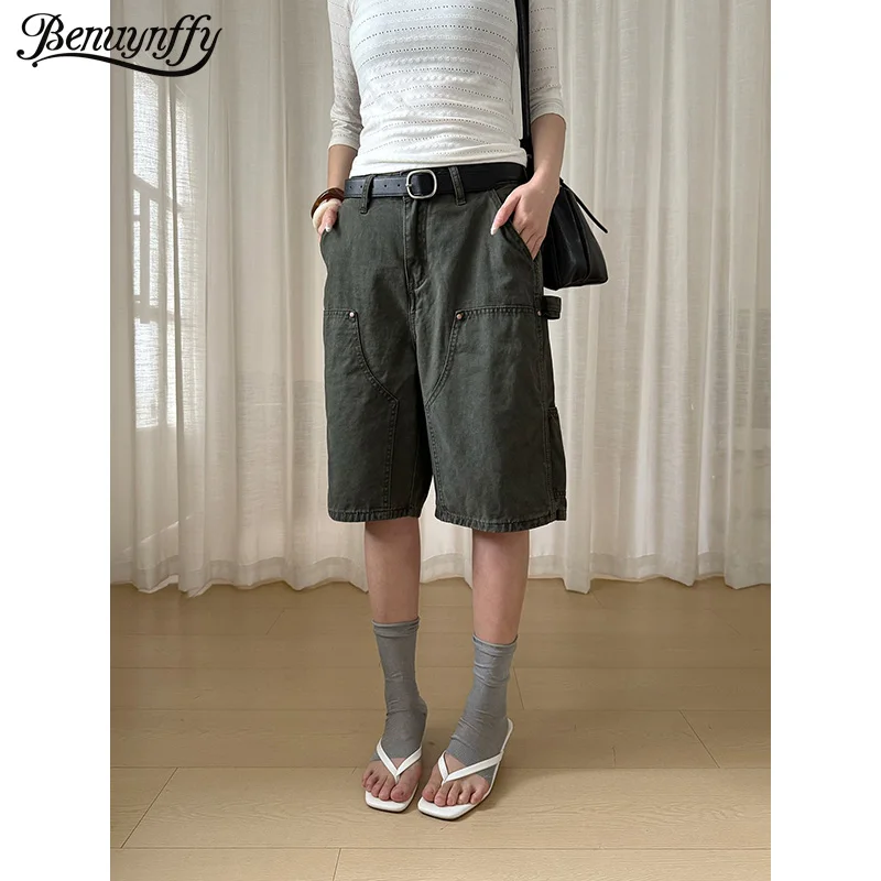 

Benuynffy American Retro Loose Cargo Denim Shorts Women 2026 Summer New Y2k Street Mid Waisted Knee Length Straight Leg Pants