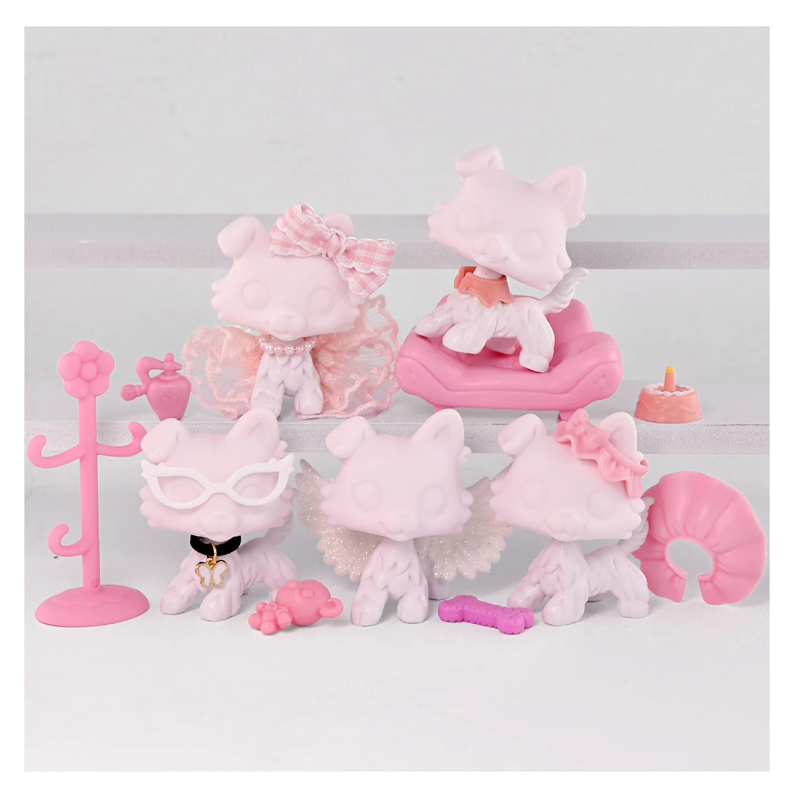 

Набор игрушек-бобблхедов Minilpshop: 5 фигурок такс и 17 аксессуаров для раскрашивания – идеальный подарок на День защиты детей