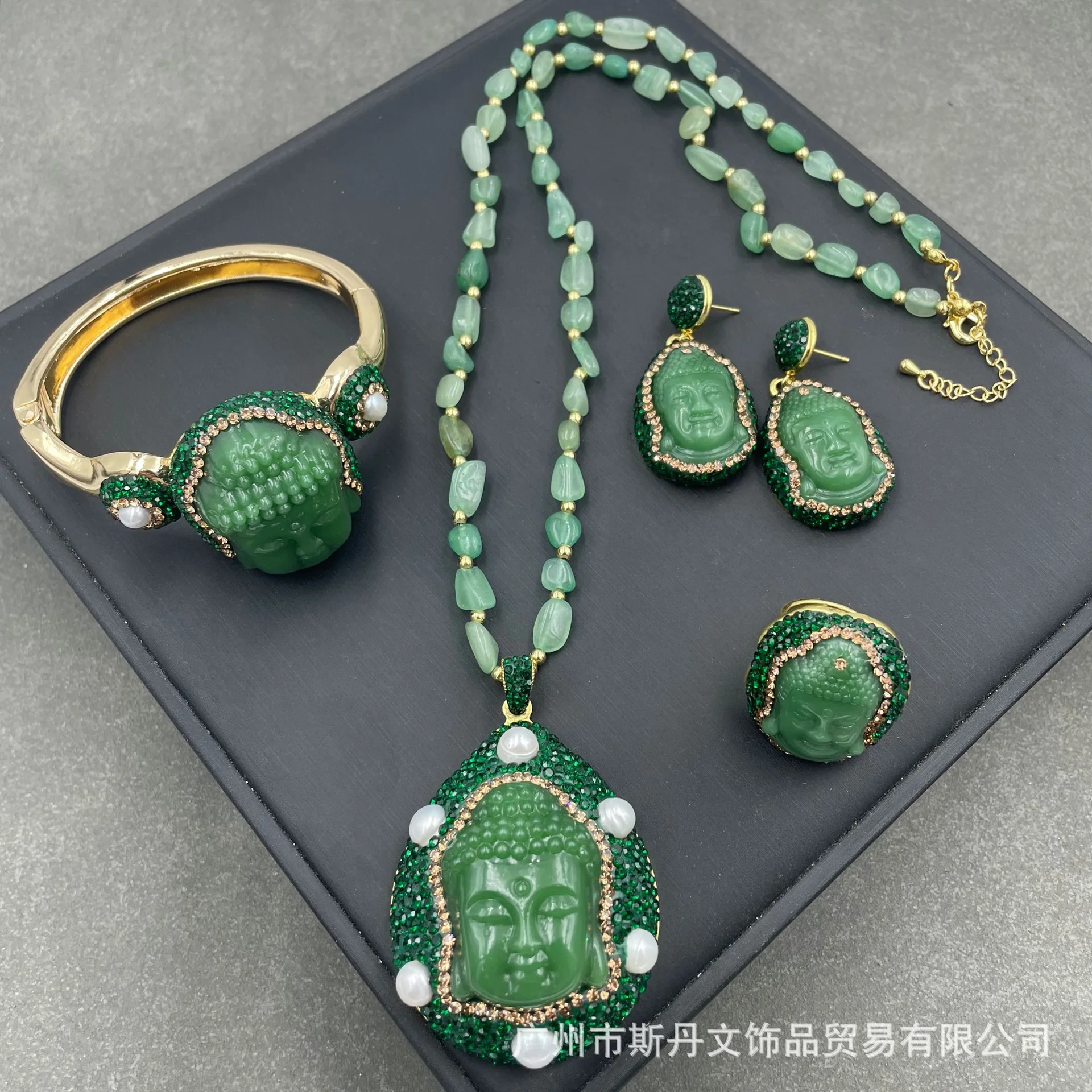 

Buddha head natural pearl inlay set medieval jewelry emerald factory direct batch crystal, necklace earrings ring bracelet