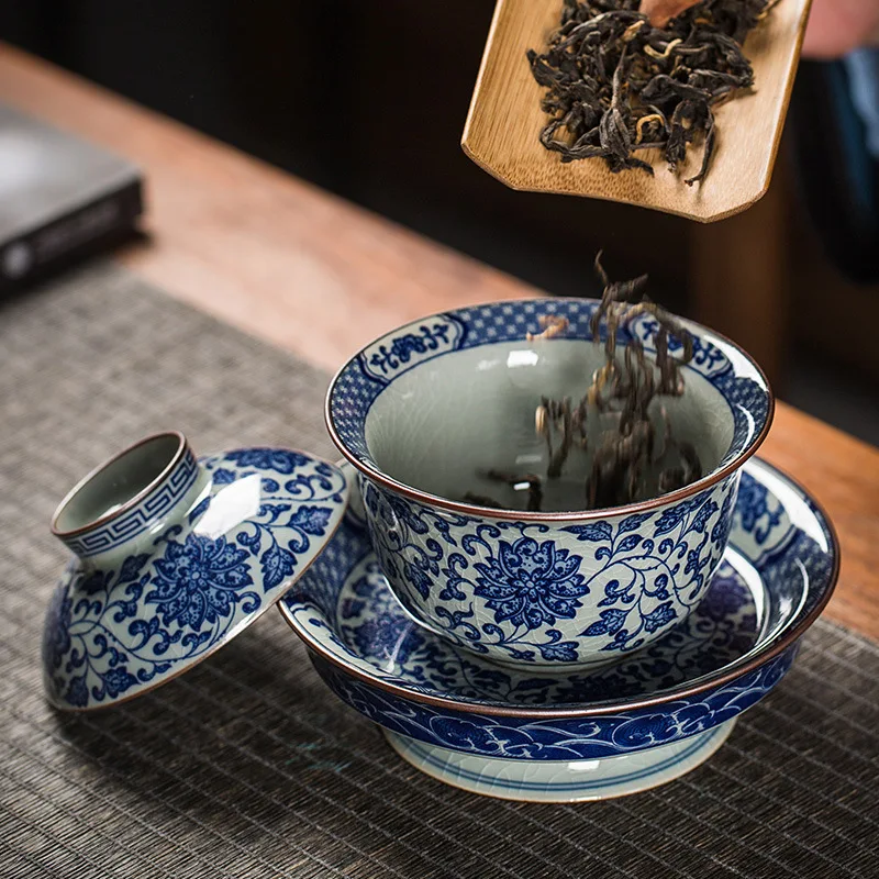 High Quality Hand Painted Blue and White Ceramic Large Gaiwan Household Set Making Device Anti-Scald Bowl Cup Single