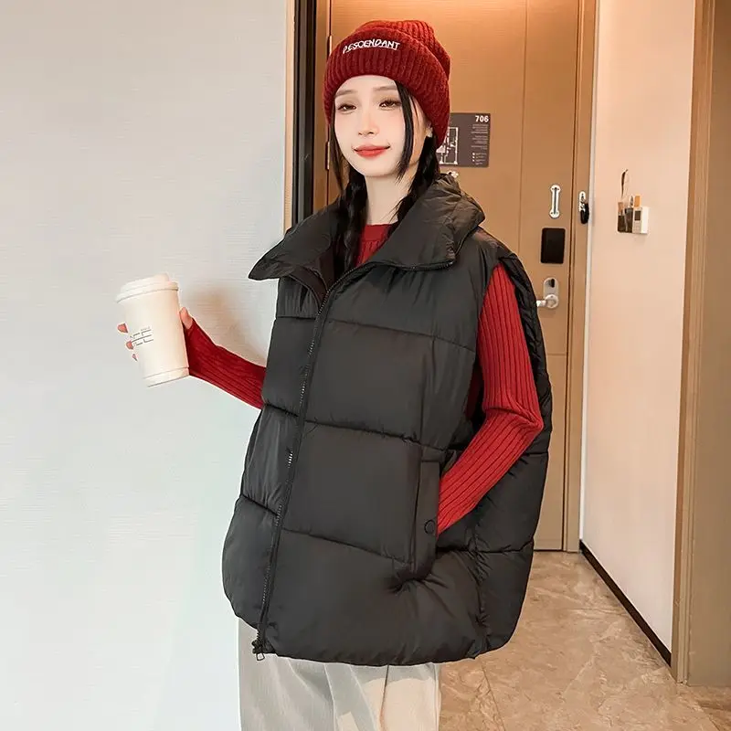 Gilet corto in cotone da donna nuovo autunno inverno 2025 gilet in cotone femminile comodo e allentato giacca da donna alla moda senza maniche