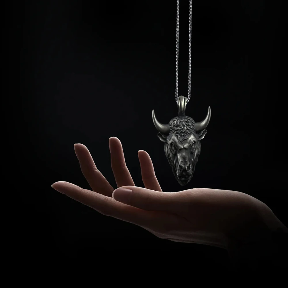 Domineering Bull Head Pendant Men's Hip Hop Ins Animal Punk Necklace Rock Sweater Chain Viking Gothic Jewelry Gift For Men Boys