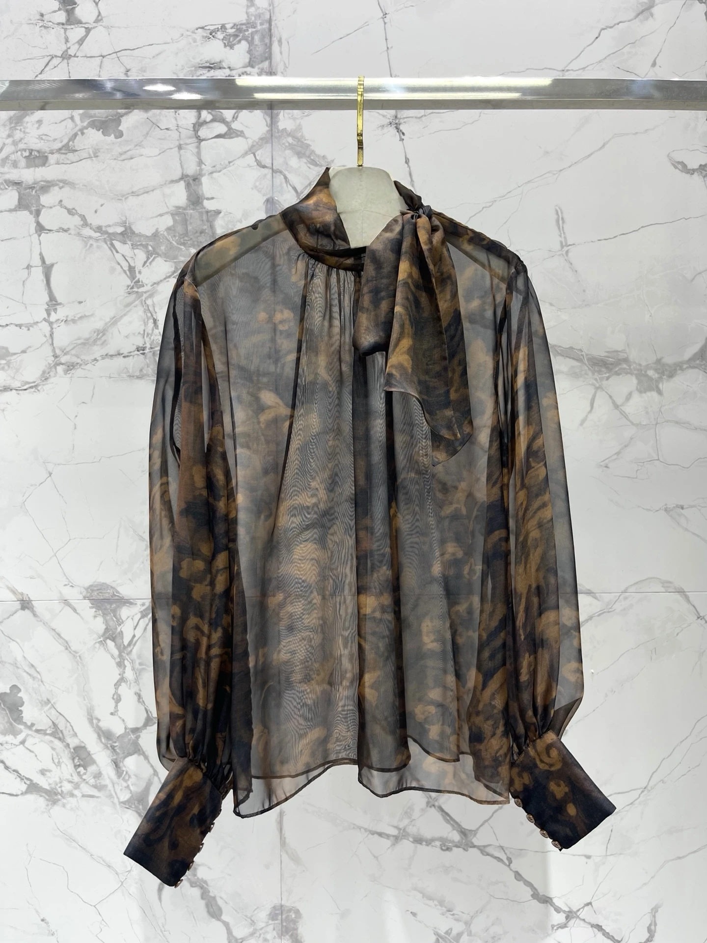 

Винтажная романтическая женская блузка с длинным рукавом, воротником-стойкой, модная, приталенная, повседневная, из весенней коллекции