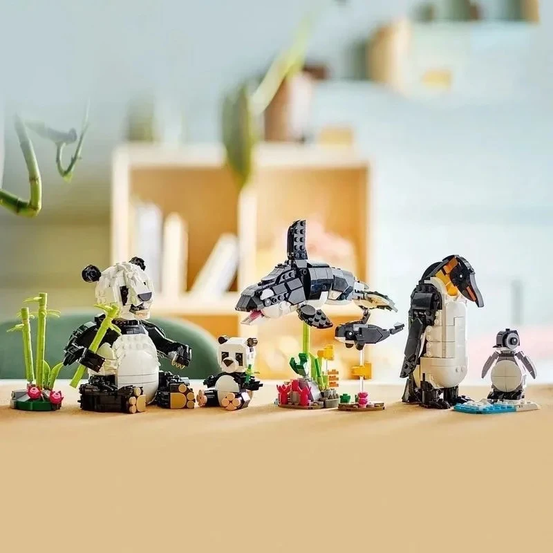

MEIZHI 626pcs 3IN1 Wild Animals Panda Family Building Blocks Model 31165 Bricks Set Toys For Kids Birthdays Christmas Gifts