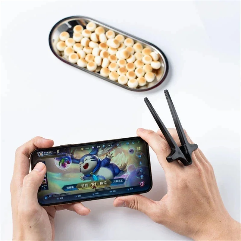 1-4pcs Play Games Finger Chopsticks Lazy Assistant Chopsticks Clip Snacks Not Dirty Hand Chopsticks