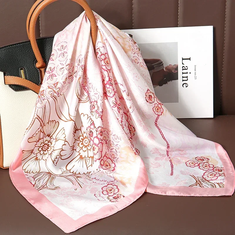 2025 Plaid Print Quadratischen Seidenschal für Frauen Hijab Haarbänder 70 cm Halstuch Weibliche Satin Schal Band Stirnband