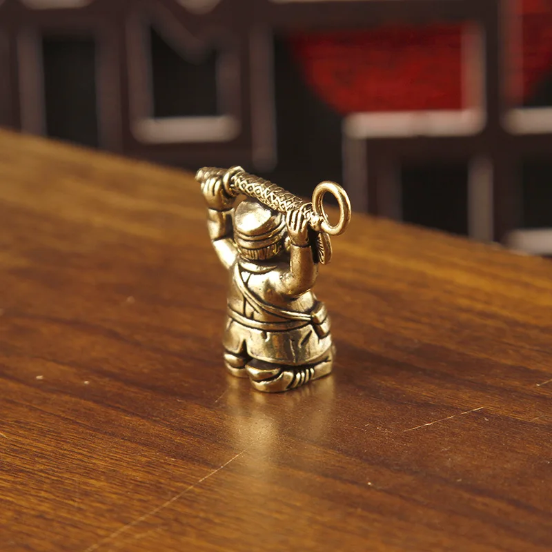 1/2Pcs Brass Character Surrender Ornament Character Kneeling Creative Ornament Tabletop Decoration