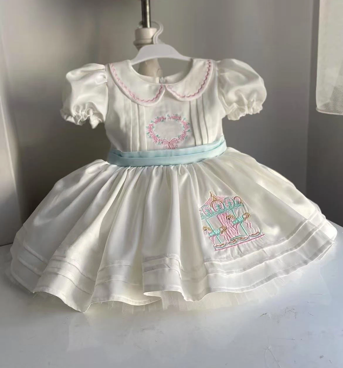 

0-12Y Baby Girl Summer Merry-go-round Embroidery White Turkish Vintage Princess Dress for Birthday Holiday Eid Photography B327