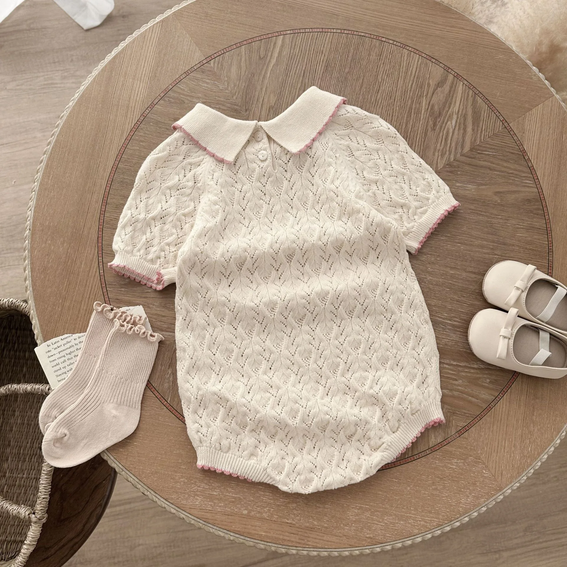 طفل محبوك رومبير 2025 الصيف الكورية طفلة بذلة محبوك الجاكار قصيرة الأكمام تسلق الملابس