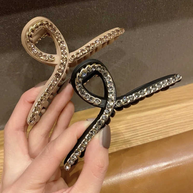 Korean Internet CelebrityinsLarge Grab Chain Rhinestone Hair Clip Jaw Clip Female Temperament Back Head Shark Clip Japanese Hair