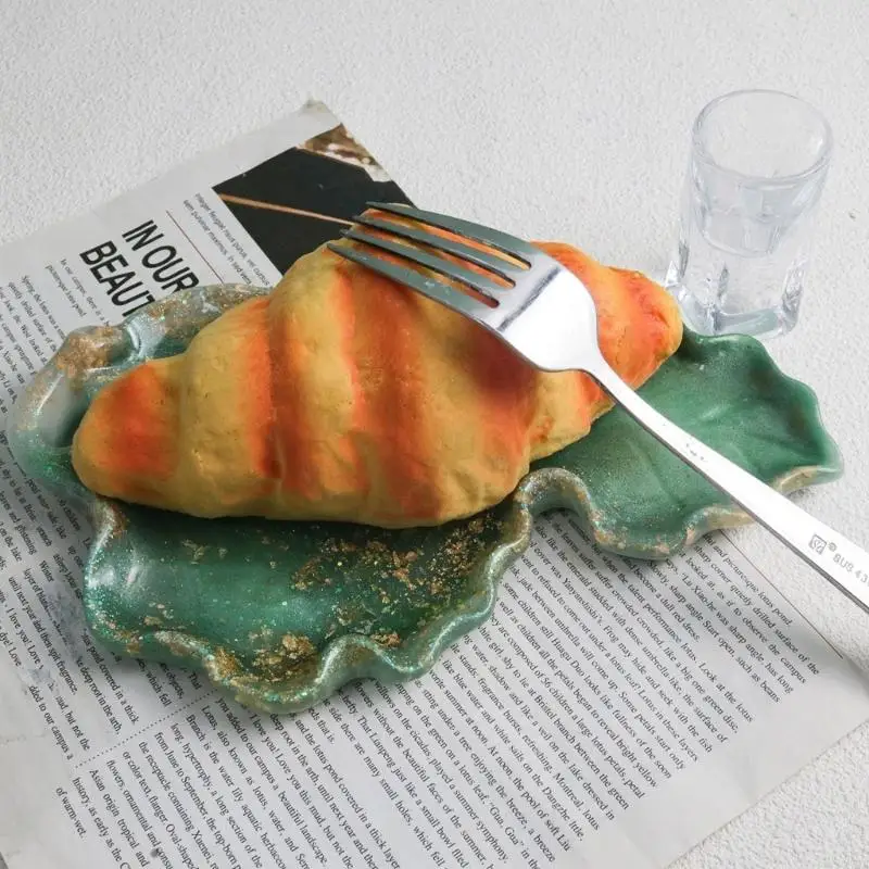 

Beginner Friendly Silicone Irregular Jewelry Dish Mold Artistic Storage Tray Mold Stylish Home and Event Decoration Molds
