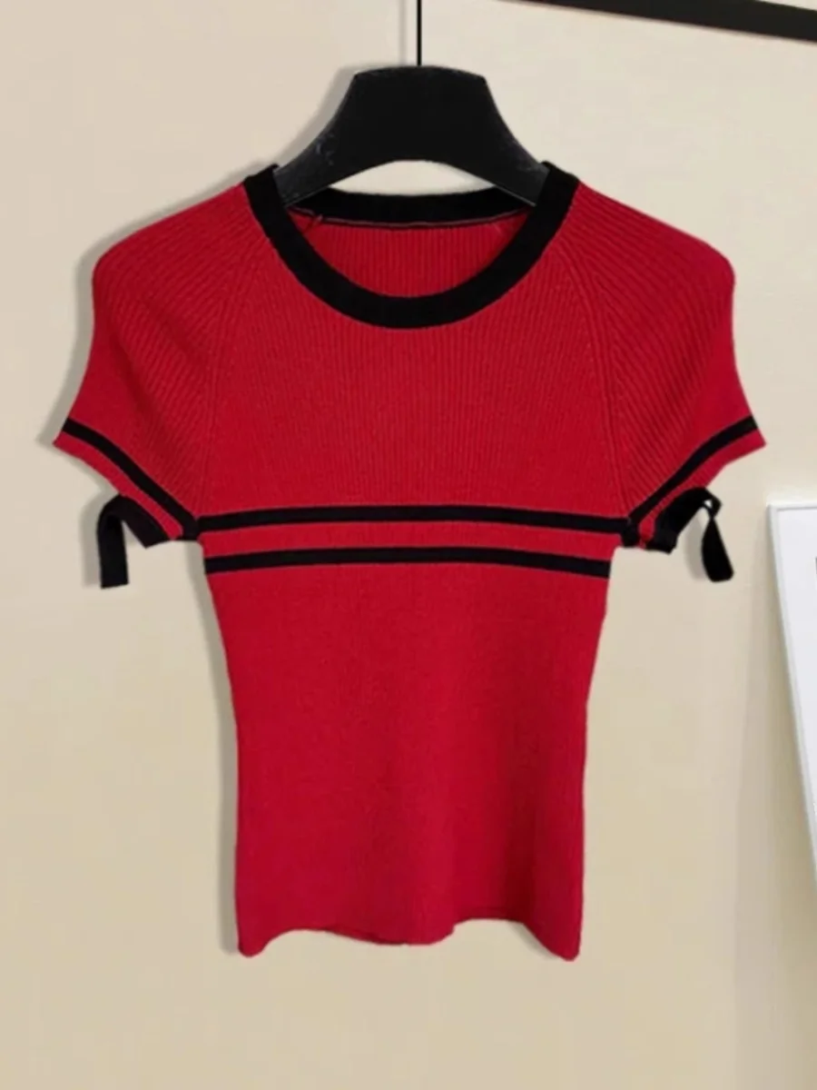 

Fashionable European Style High-End Color Block round Neck Ice Silk Knitted Short Sleeve T-Shirt Women's Slimming Red Top
