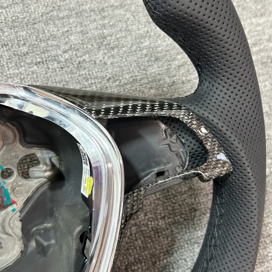 Custom Carbon Fiber Trim Steering Wheel, No Paddle Shifter Hole | For VW T6, Golf MK7, Crafter