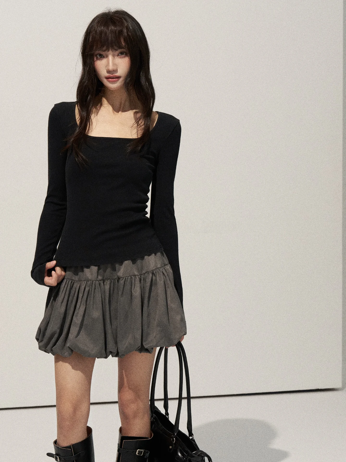 

Женская базовая футболка Flower7 с длинным рукавом, квадратным вырезом, приталенного кроя, в корейском стиле, весенняя коллекция