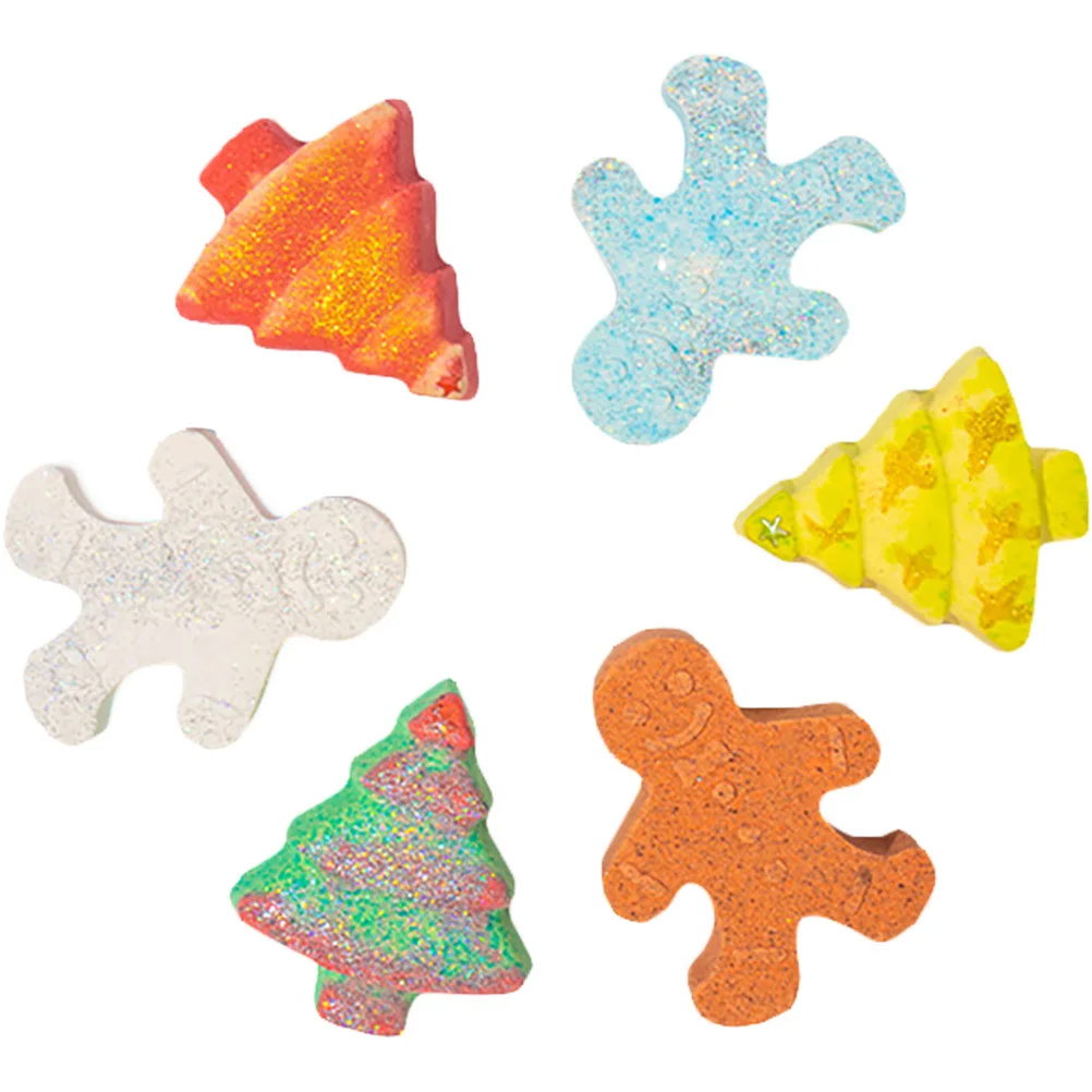 

6Pcs Gingerbread Man Bathing Salt Christmas Shower Bombs Skin-Friendly Travel Bath Fizzing Ball Relaxation Gift