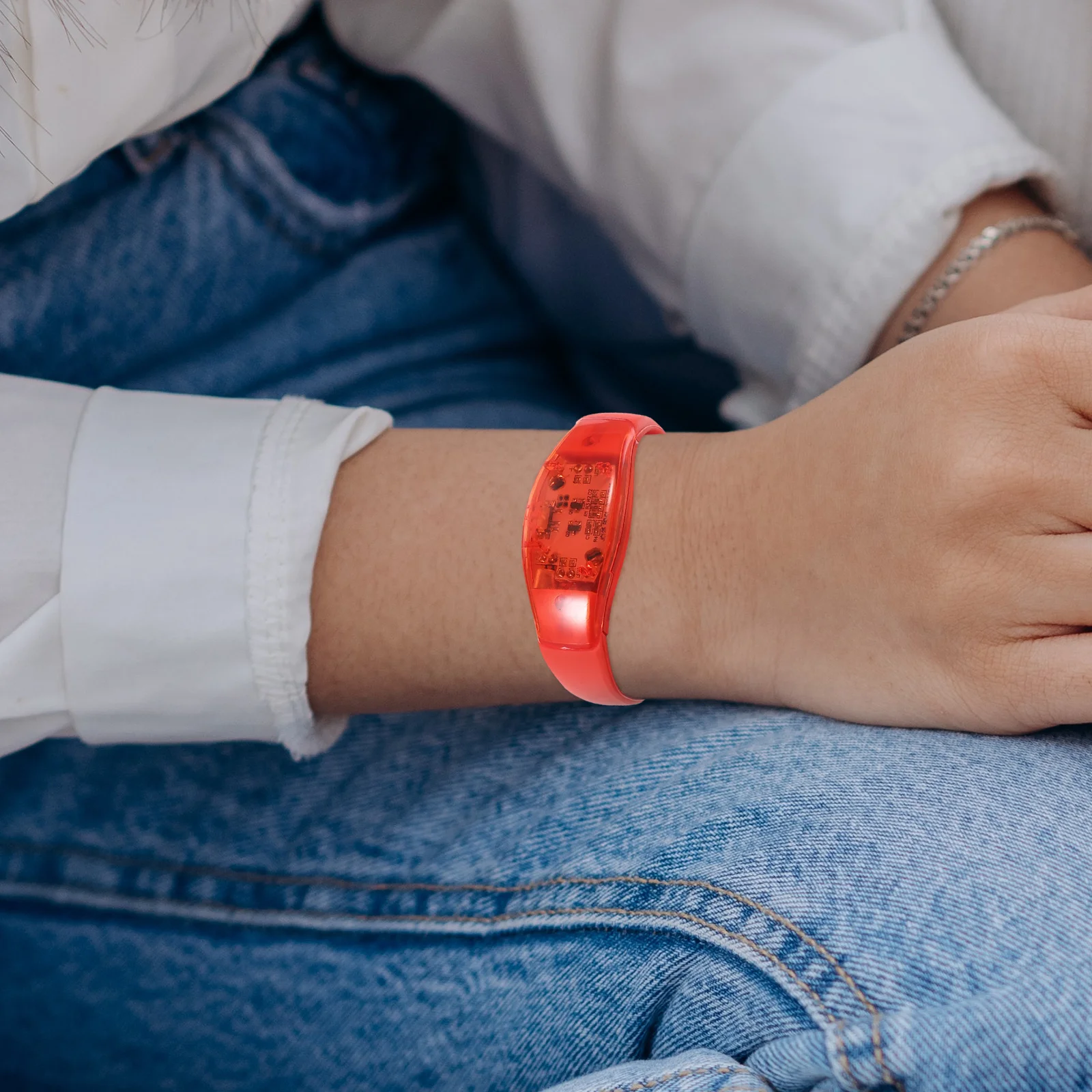 

Voice-controlled Luminous Bracelet Glow Bracelets Silicone Bangle Red Wristband