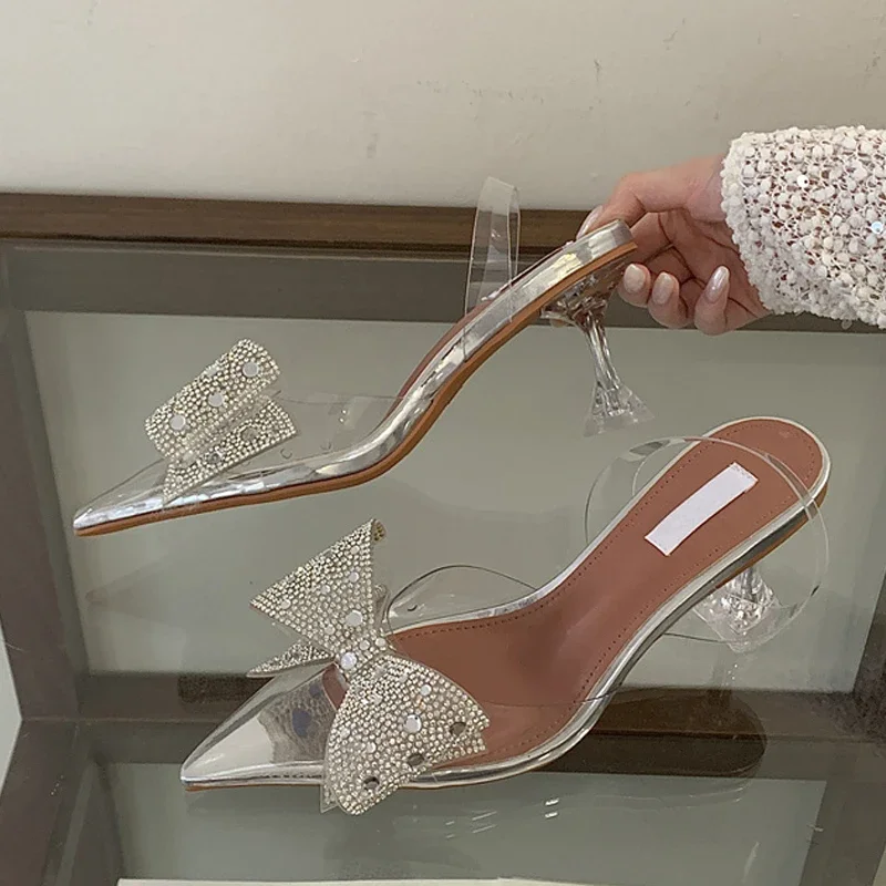 

Aneikeh/модные прозрачные туфли-лодочки из ПВХ с острым носком и бантом, женские элегантные туфли на свадебном каблуке с прозрачными кристаллами для выпускного вечера