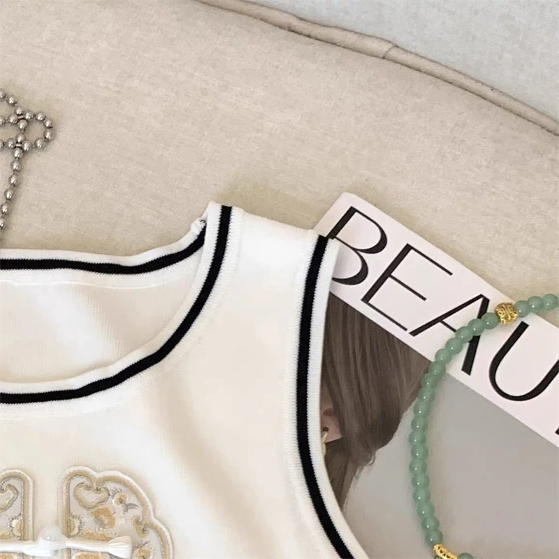 Women Clothing 2024 Summer Chinese Style Embroidery Vintage Contrast Color Tank Tops Casual O Neck Sleeveless Slim Knitted Vest