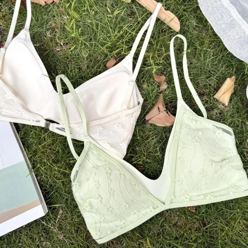 Lace Lingerie for Women's Summer, Thin, Large-bust, Slimming, Lace-curving, Triangular Cup, Beautiful Back, Seamless Bra