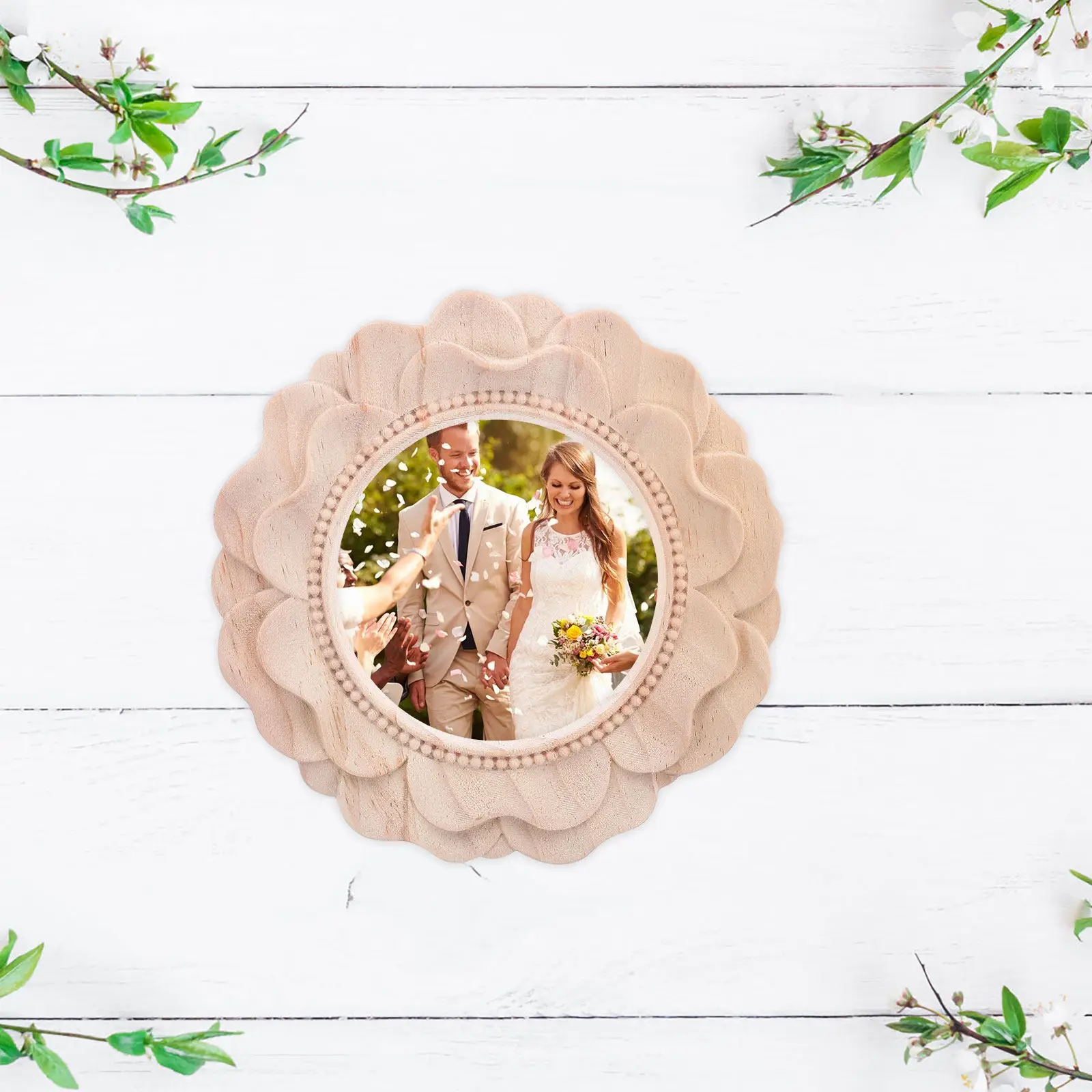 Unpainted European Wood-Carved Circle Photo Frame Hollow Cutout Vintage Wood Onlay Wedding Door Home Decoration Large Round