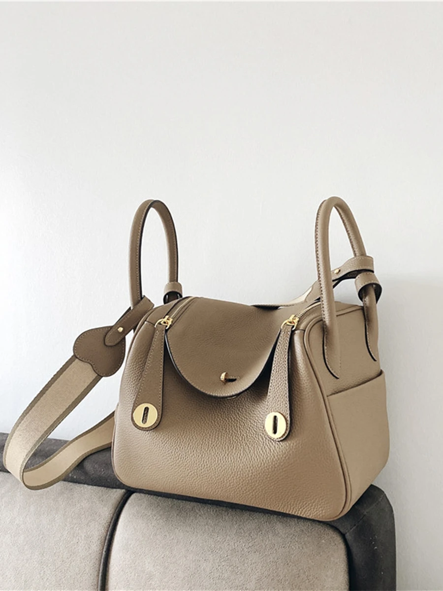 Bucket Bag Women 2024 New Full-grain Leather Emed Leather Pillow Bag Women Messenger Bag Genuine Leather Lindy Bag Handbag