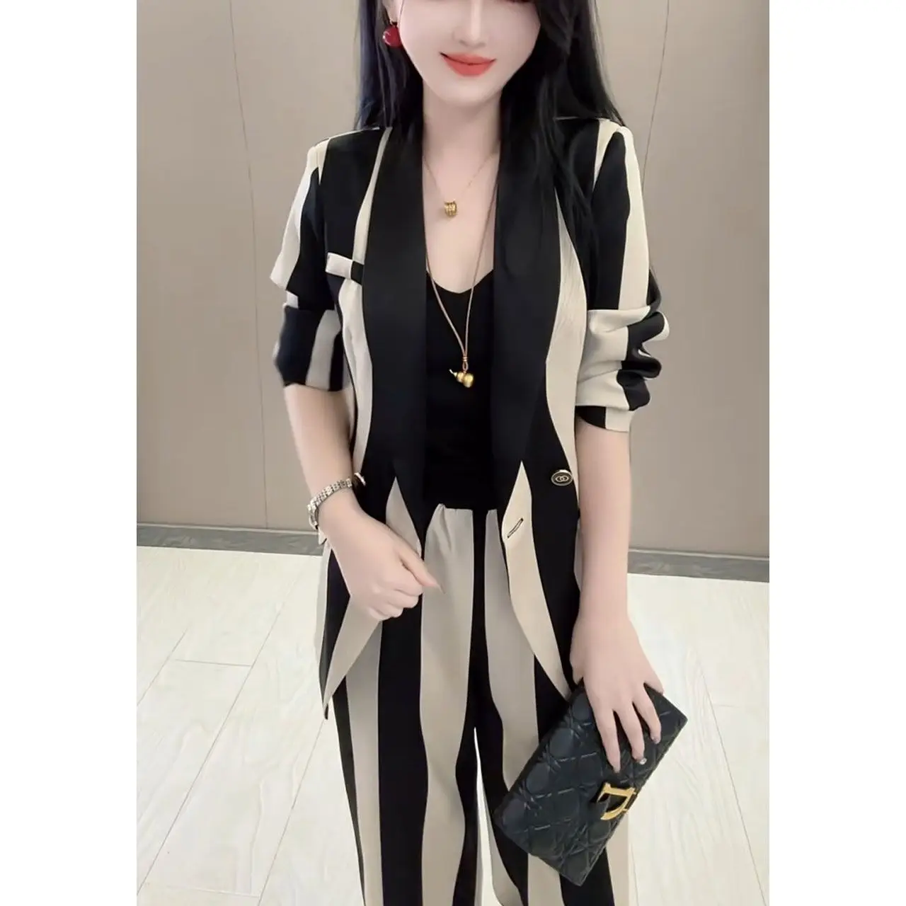 Fashion Women's Set 2024 Spring/Summer New Style Slimming Striped Suit Coat Wide Leg Pants Two piece Set