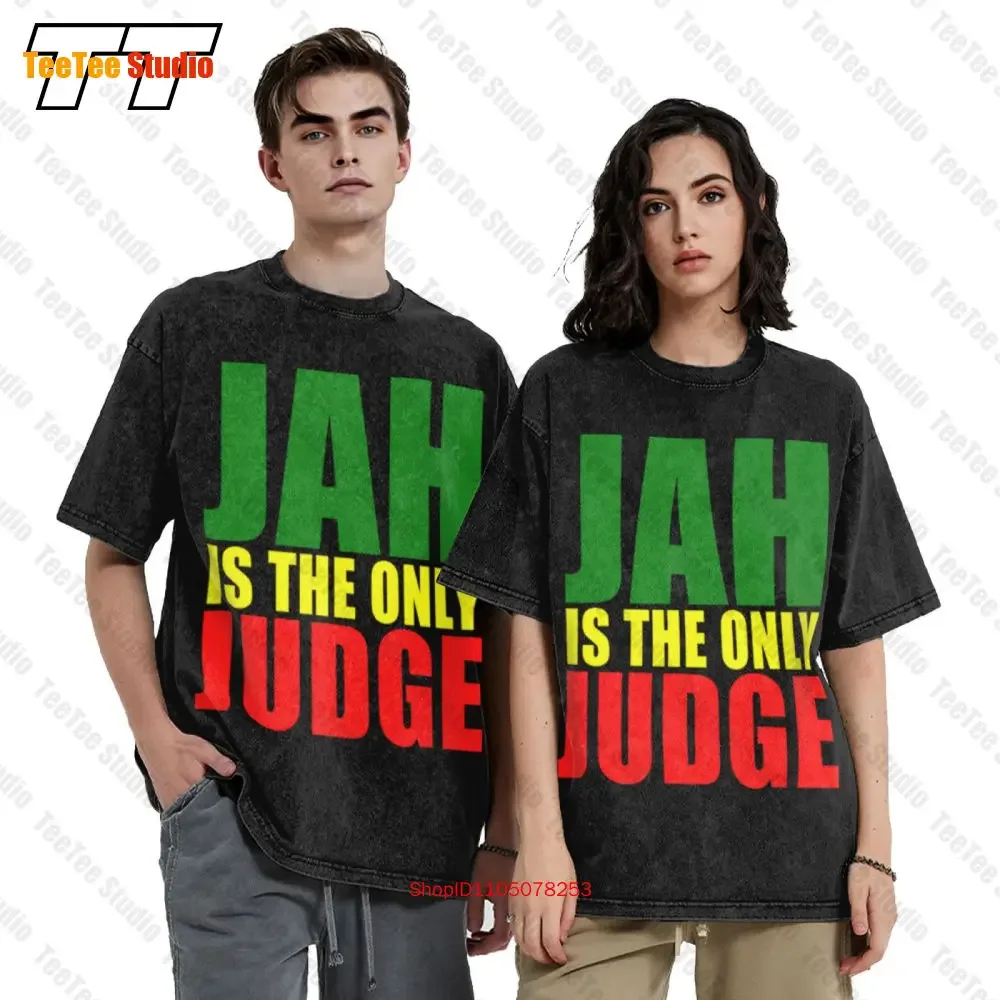 Jah Is The Only Judge Reggaes Rasta Vintage Oversized T-Shirt 3YWE