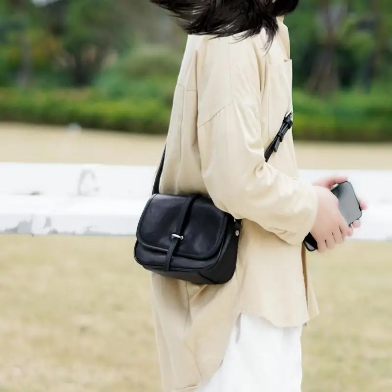 

PNDME casual luxury first layer cowhide ladies small crossbody bag weekend party soft genuine leather women's black shoulder bag