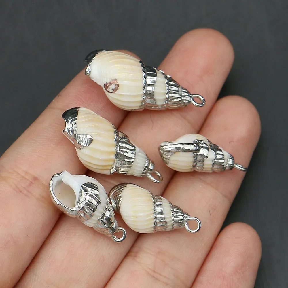Irregular Spiral Silver-plated Edge Natural Conch Shell Pendants With Round Hook Design Beige Shell Charms Accessory Random