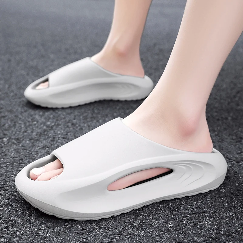 2024 new summer anti-slip and deodorant EVA home slippers couples indoor home stepping on shit to wear beach slippers