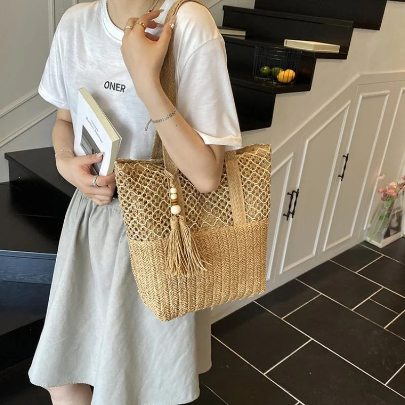 

Elegant Crossbody Handbag Leather Women's Bag High-End Luxury Famous Designer Elegant Detailing Daily Bag​