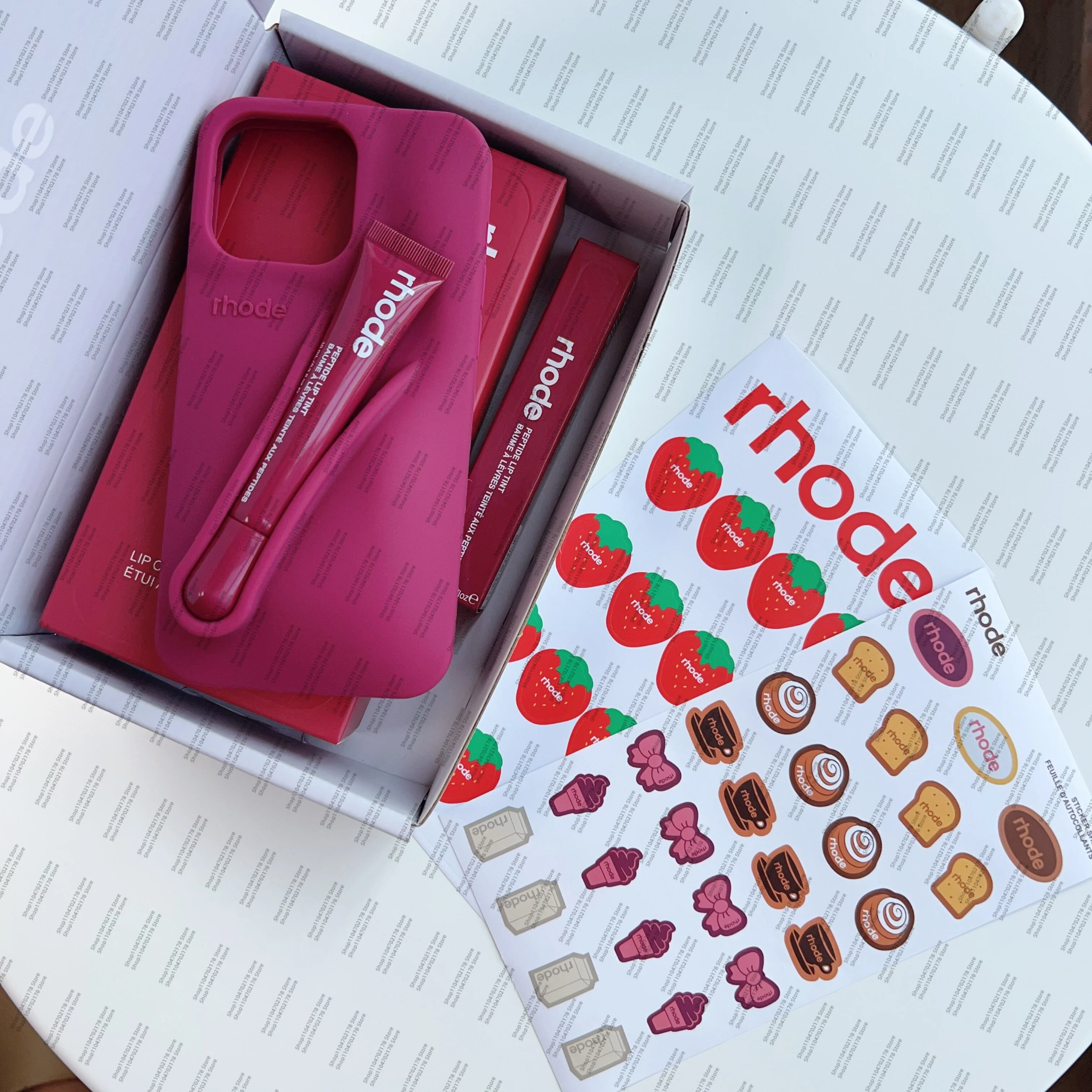 Luxus Rhode DIY Lippenstift weiche Silikonhülle iPhone 16 15 13 11 14 12 Pro Max Plus tragbare Lipgloss-Ständer-Telefonhülle Four Pie