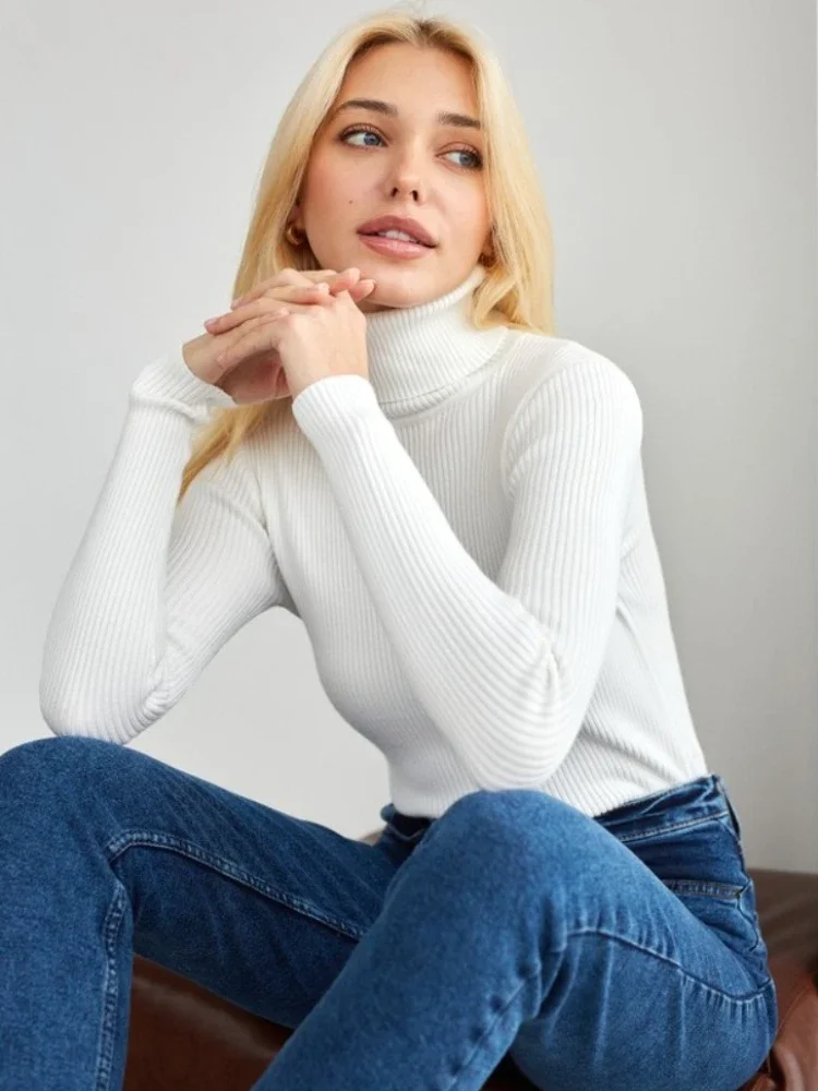 المرأة لينة الدافئة البلوز 2025 الخريف الشتاء الياقة المدورة البلوزات ضئيلة تنوعا القمم مضلع محبوك بسيطة أنيقة المرأة سترة