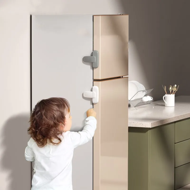 trava-de-seguranca-para-geladeira-infantil-1-2-pecas-trava-para-armario-de-geladeira-domestica-multifuncional-trava-anti-esmagamento-de-mao-para-bebes-trava-infantil