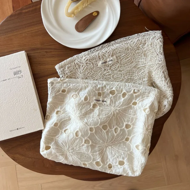 French Beige Lace Embroidered Mesh Makeup Bag Women Handbag Storage Pouch Large Artistic Simple Travel Toiletry Organizer
