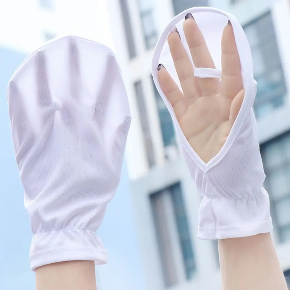 

Quick-drying Ice Silk Gloves Heat-resistant Sun Gloves Breathable Sun Protection Gloves for Women Men Fingerless Ice for Driving