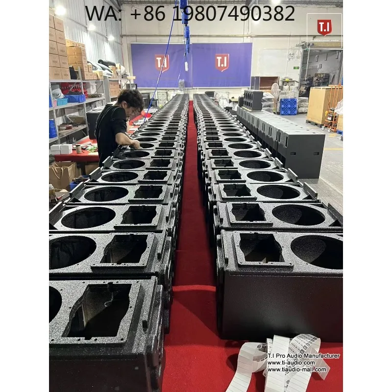 850W Passive 18 Inch Subwoofer, matched with dual 12 inch line array tops for stage sound reinforcement system