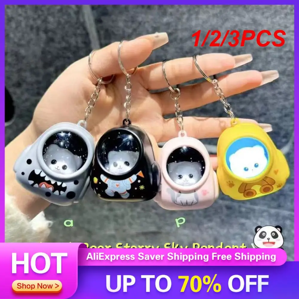 1/2/3PCS Astronaut Keychain Stylish And Durable Lovely Couple Pendant Fashion Gifts Luminous Pendant Efficient Storage