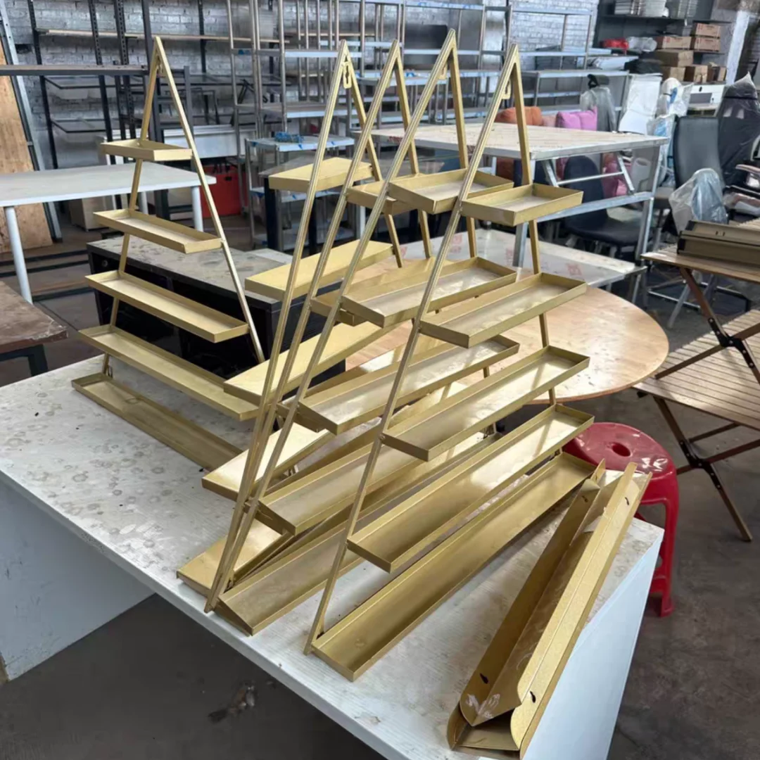 

Wall-mounted iron triangular nail polish display stand six-piece set - gold, for nail salons, salon stores, homes