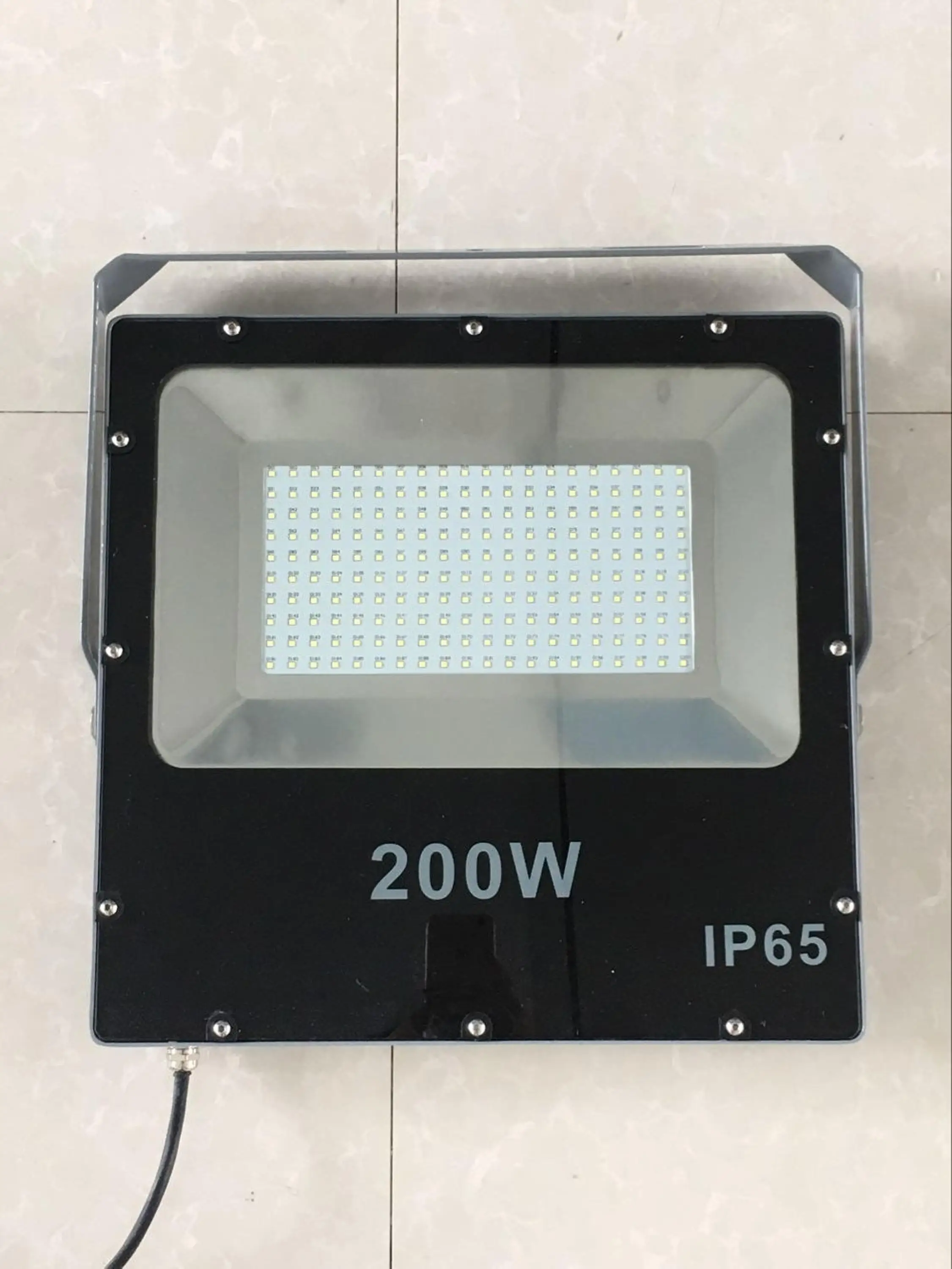 Timely Delivery High Brightness Outdoor Explosion Proof Waterproof IP65 150w 200w LED Flood Light