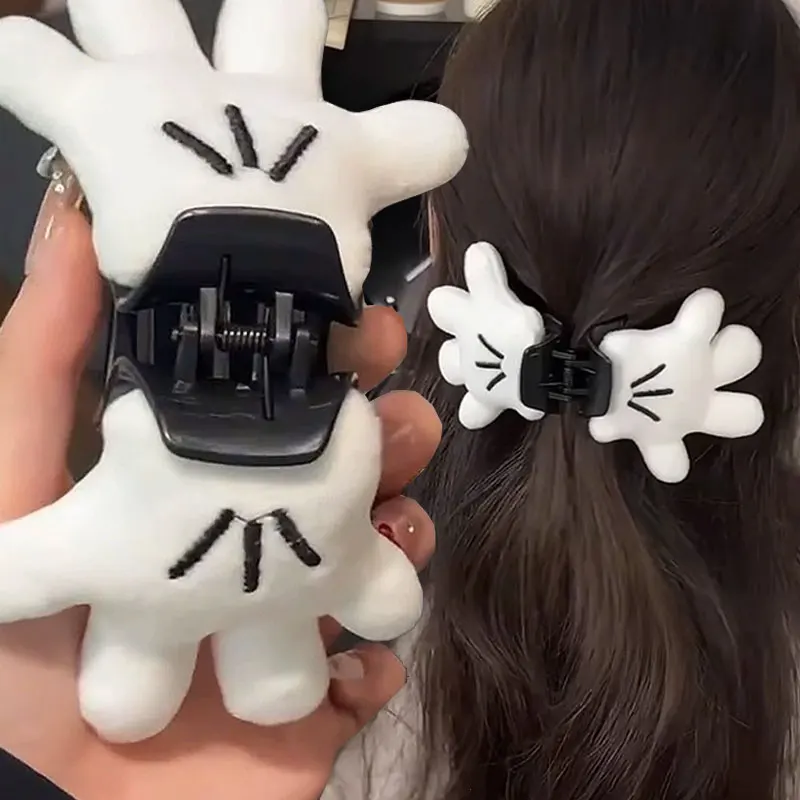 

1pc White Fluffy Three-dimensional Palm Hair Clip Exaggerated Cute Fluffy Hairpin Hair Accessory Head Accessory Gift Hair Grab
