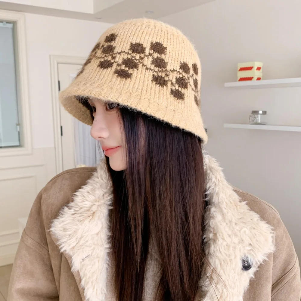 

Casual Sweet Floral Knitted Bucket Hat Ethnic Style Retro Jacquard Woolen Hat Crochet Handmade Warm Fisherman Hat Outdoor