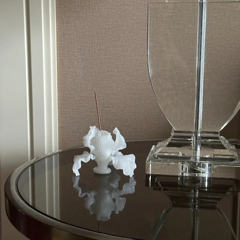 【Premium】High-End-INS Style High-End Handmade Iris Glass Ornament, Creative Flower Incense Holder, Elegant Home Decor & Gift