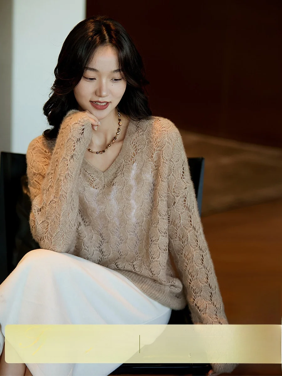 

Eden Garden Silk Camere Knitted V-ne Hollow out Long Sve Women's Top Ultra Soft Lightweight Breathable Daily Wear