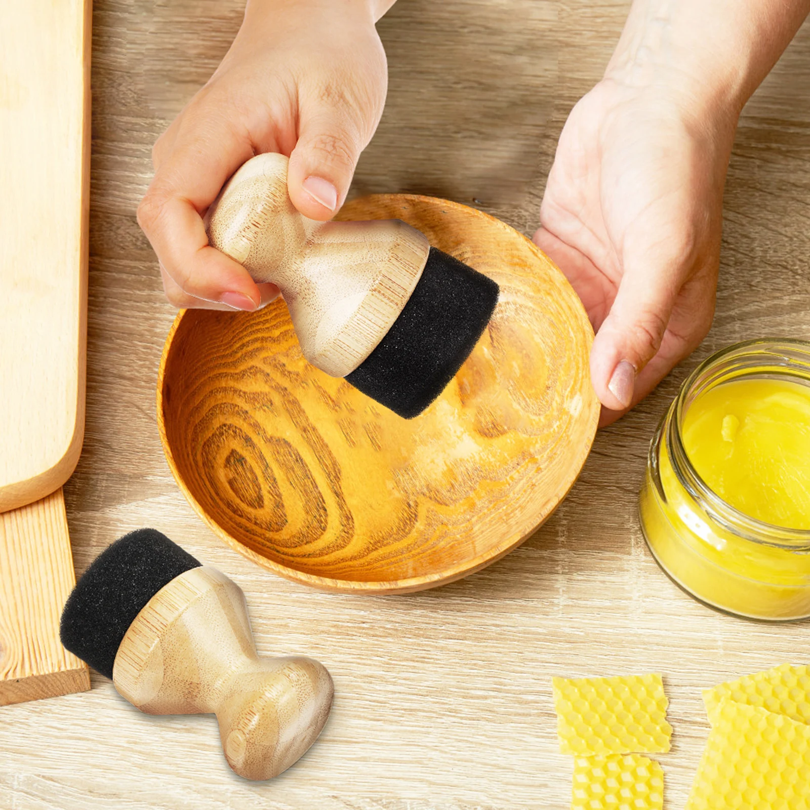 

2Pcs Cutting Board Oil Wax Applicator Lid Sturdy Reliable Tool Bamboo Sponge Even Application Butcher Block Spatula Maintenance