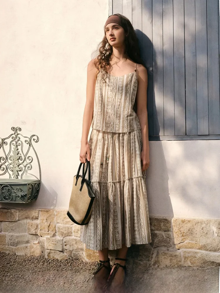 

Chic Beaded Print Halter Top And Skirt Set Women's Summer Fashion Outfit V-neck Sleeveless Straight Cut Casual Elegant