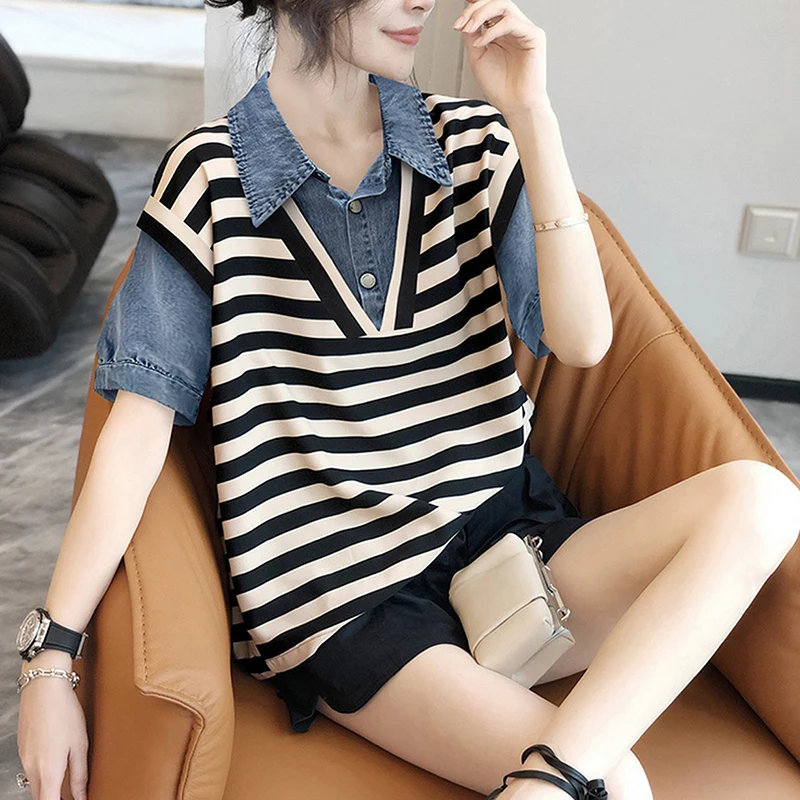 تي شيرت نسائي صيفي مرقع من قماش الدنيم بتصميم فريد من نوعه من Sli ort Sve Top Ele Quali عصري صغير irt