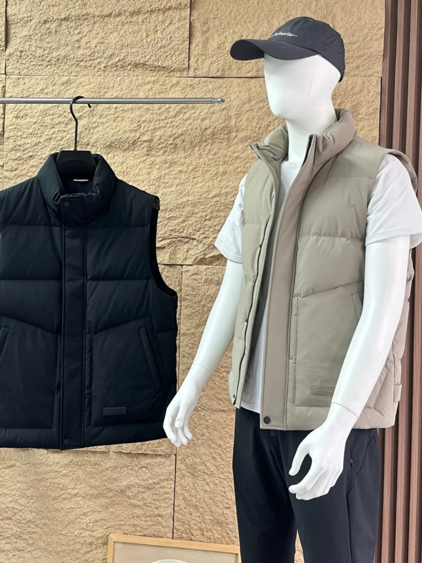 

New Autumn Winter Men's Casual Faion Warm Du down Vest Stand Collar White Du Feather Jaet Zipper Closure Color